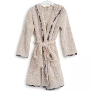 Vera Bradley Perfectly Plaid Fuzzy Robe With Hood
